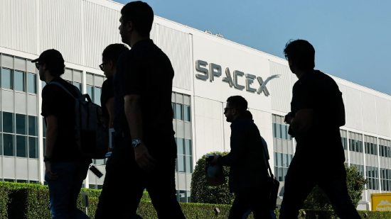 SpaceX在IPO后不到两周，通过债券发行筹集250亿美元